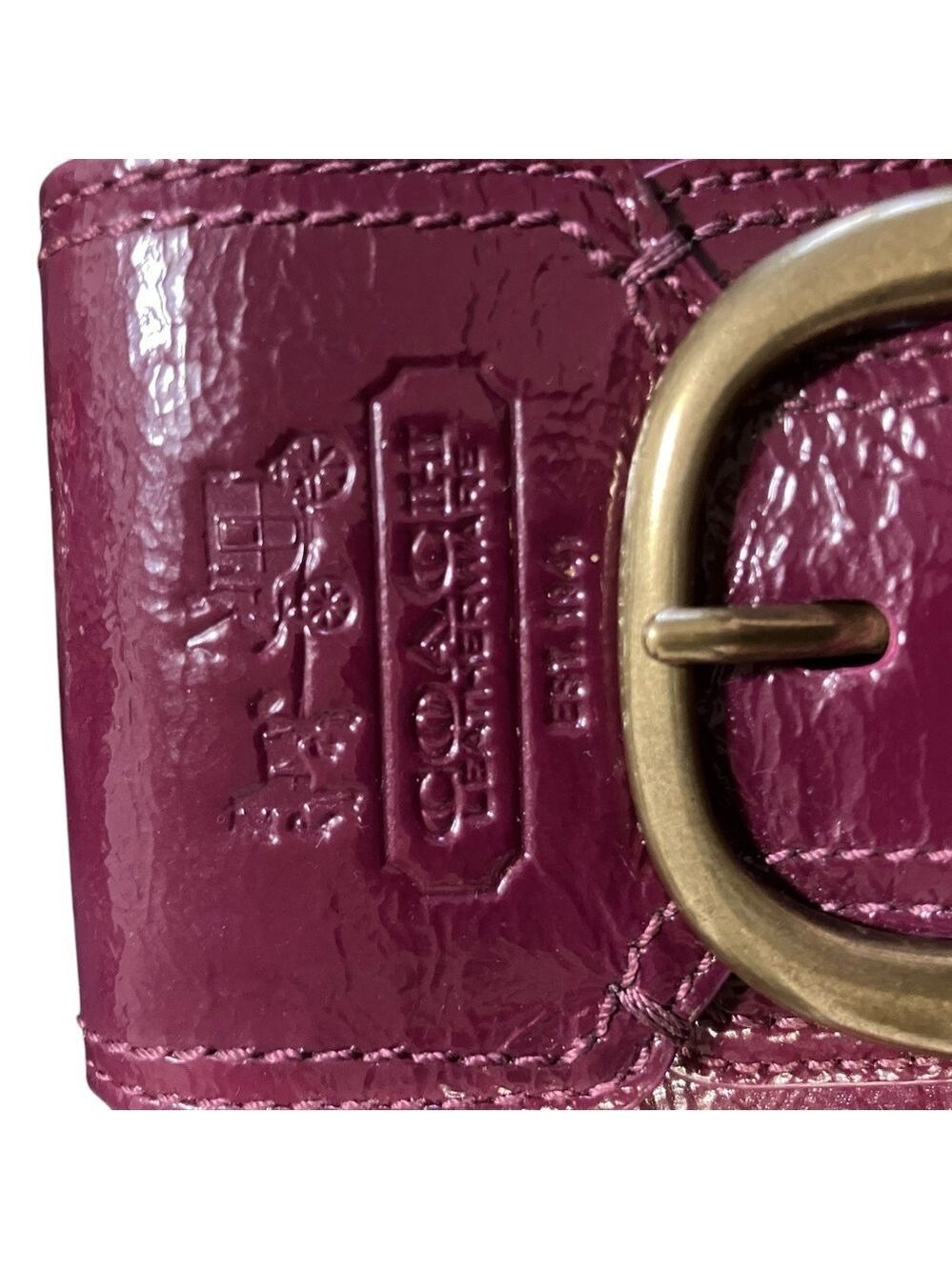 Coach Patent Leather Wristlet Wallet Plum Turnlock - Picture 3 of 9